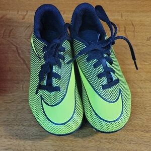 Jr Nike Bravata II FG Black/Volt Childrens Size 11c Cleats Neon~Original Box